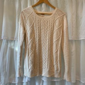 Mossimo Supply Co. M Ivory Cable Knit Sweater